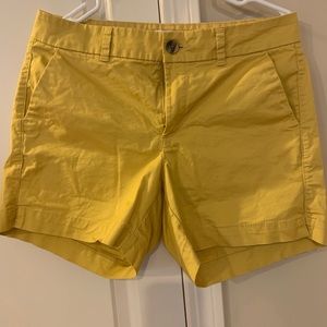 Mustard color Everyday short Mid rise